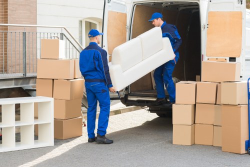 Moving day planning and packing support for Southwark customers