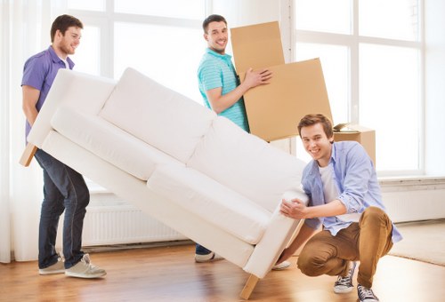 Southwark house removalists transporting furniture and boxes