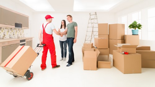 Middle-stage assessment in a man and van complaints process