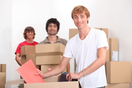 Preparation checklist for arranging furniture removal in Southwark